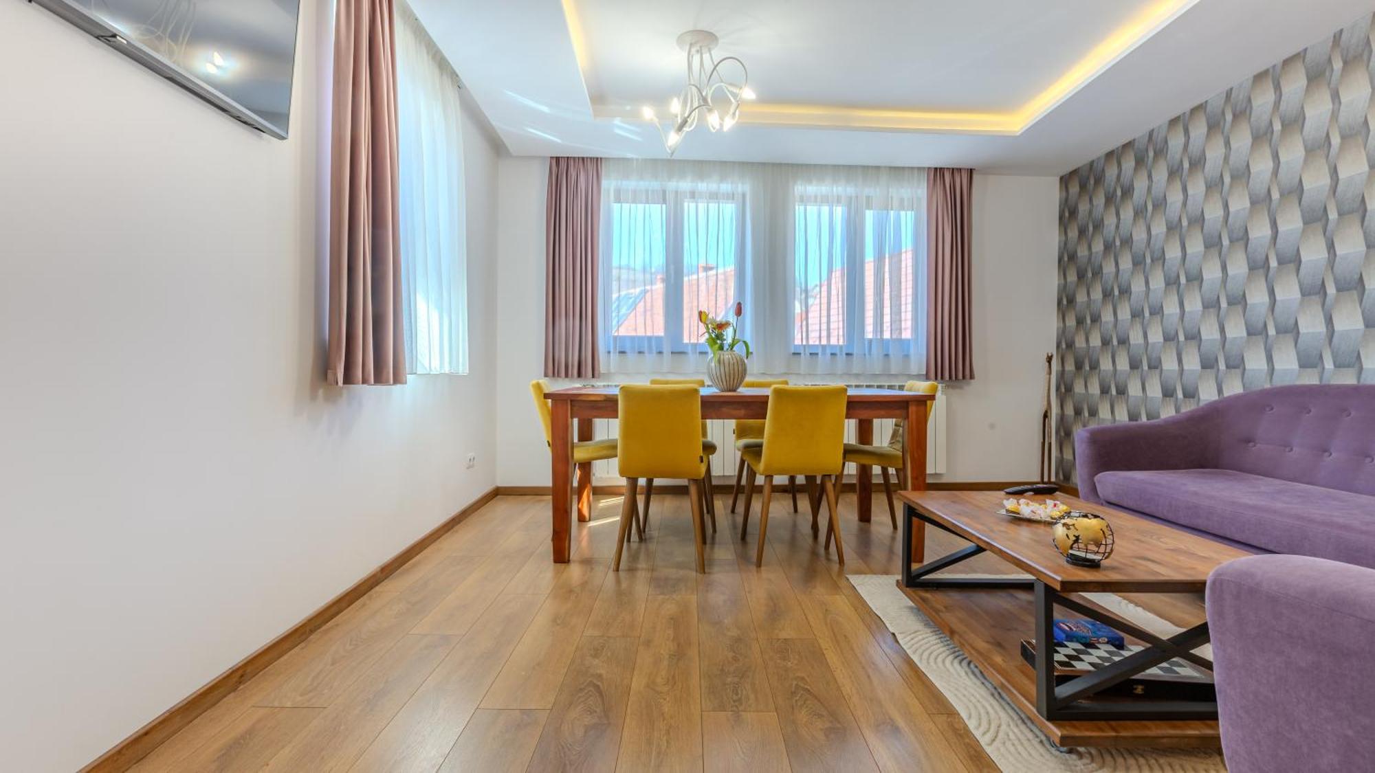 Sun Villas Accommodation Brassó Kültér fotó